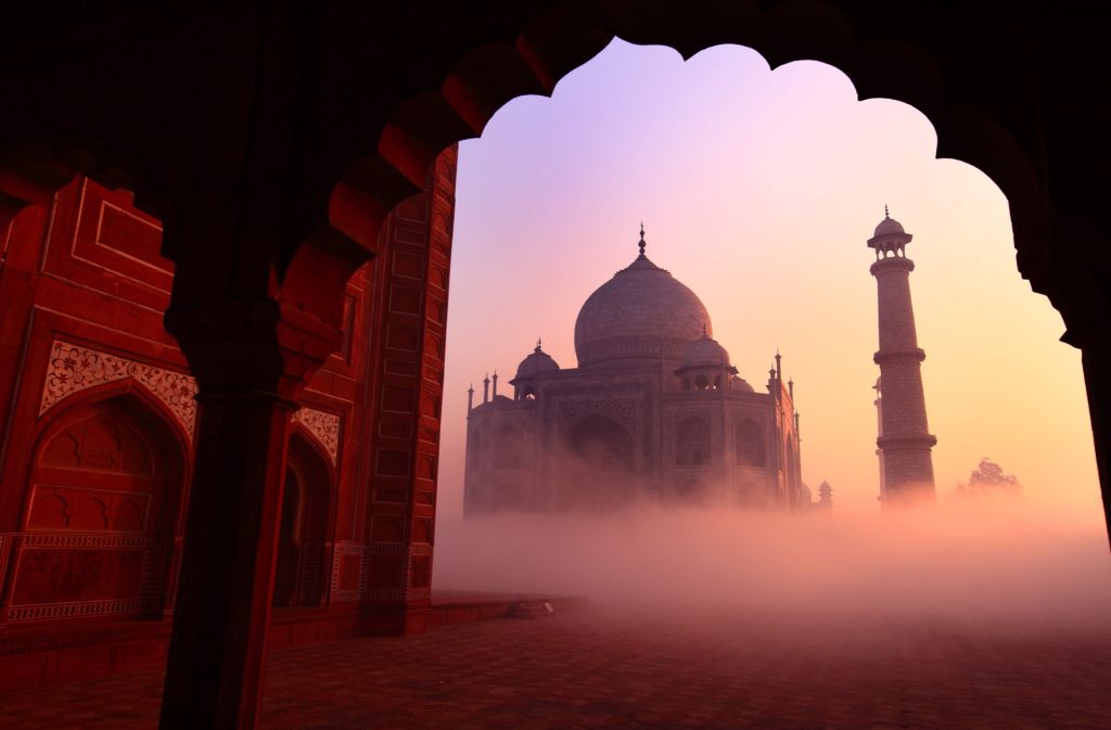 Taj Mahal bij zonsopgang