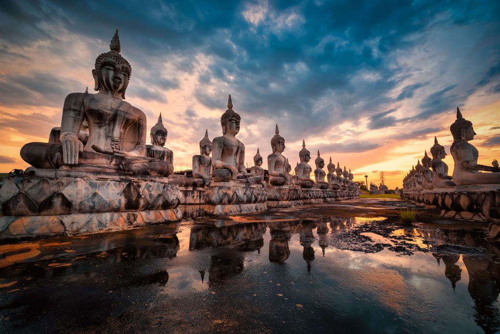 Buddha beelden op water