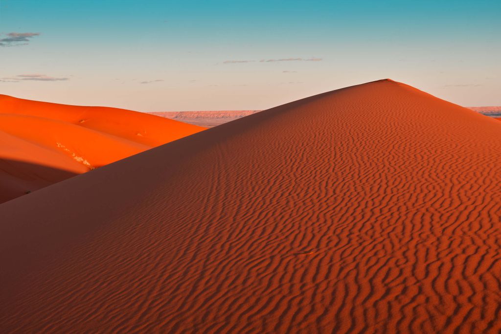 Zandduinen in de sahara woestijn