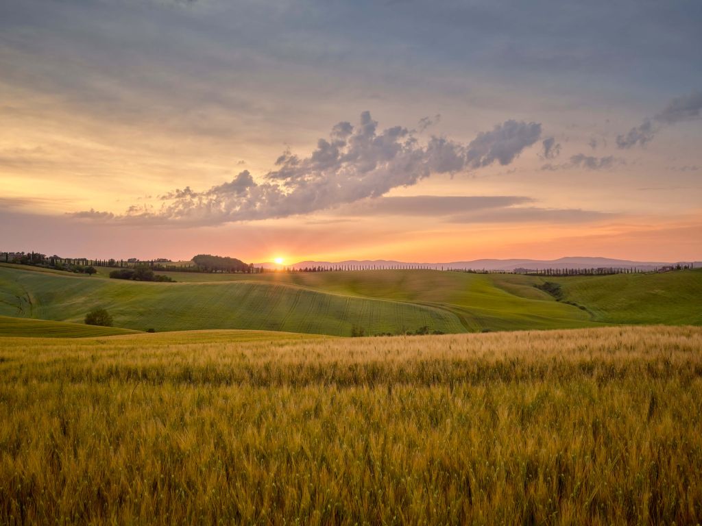 Zonsondergang in Italiaans landschap