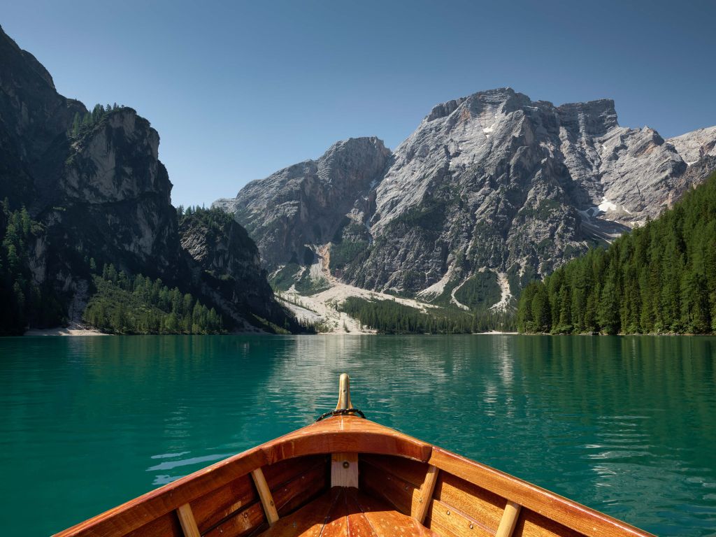 Lago di Braies vanuit een boot