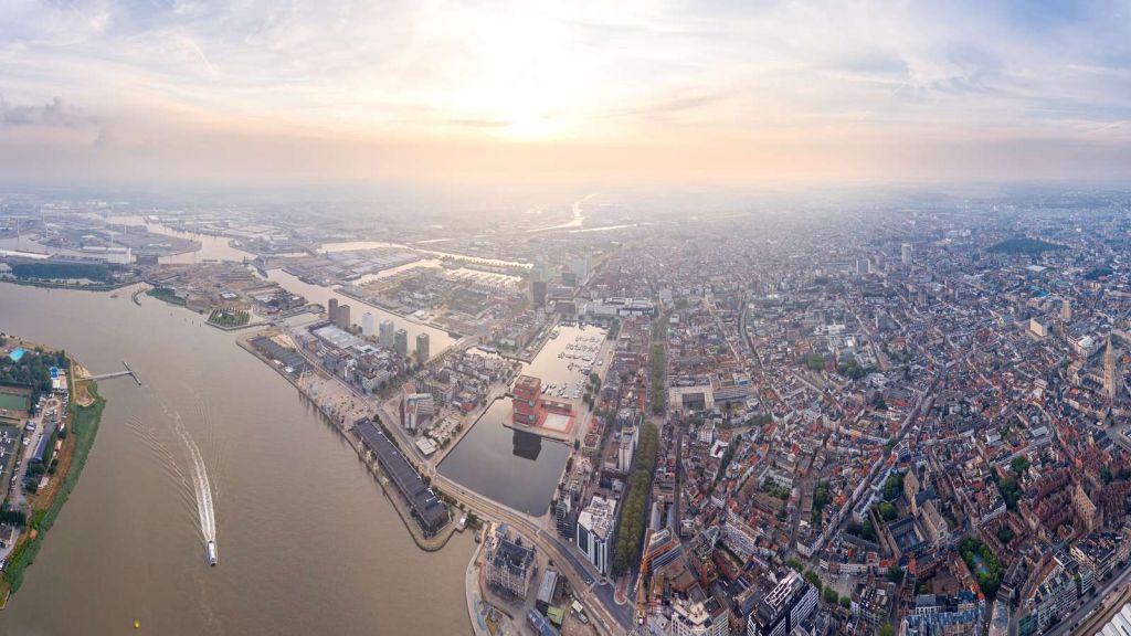 Luchtfoto Schelde Antwerpen